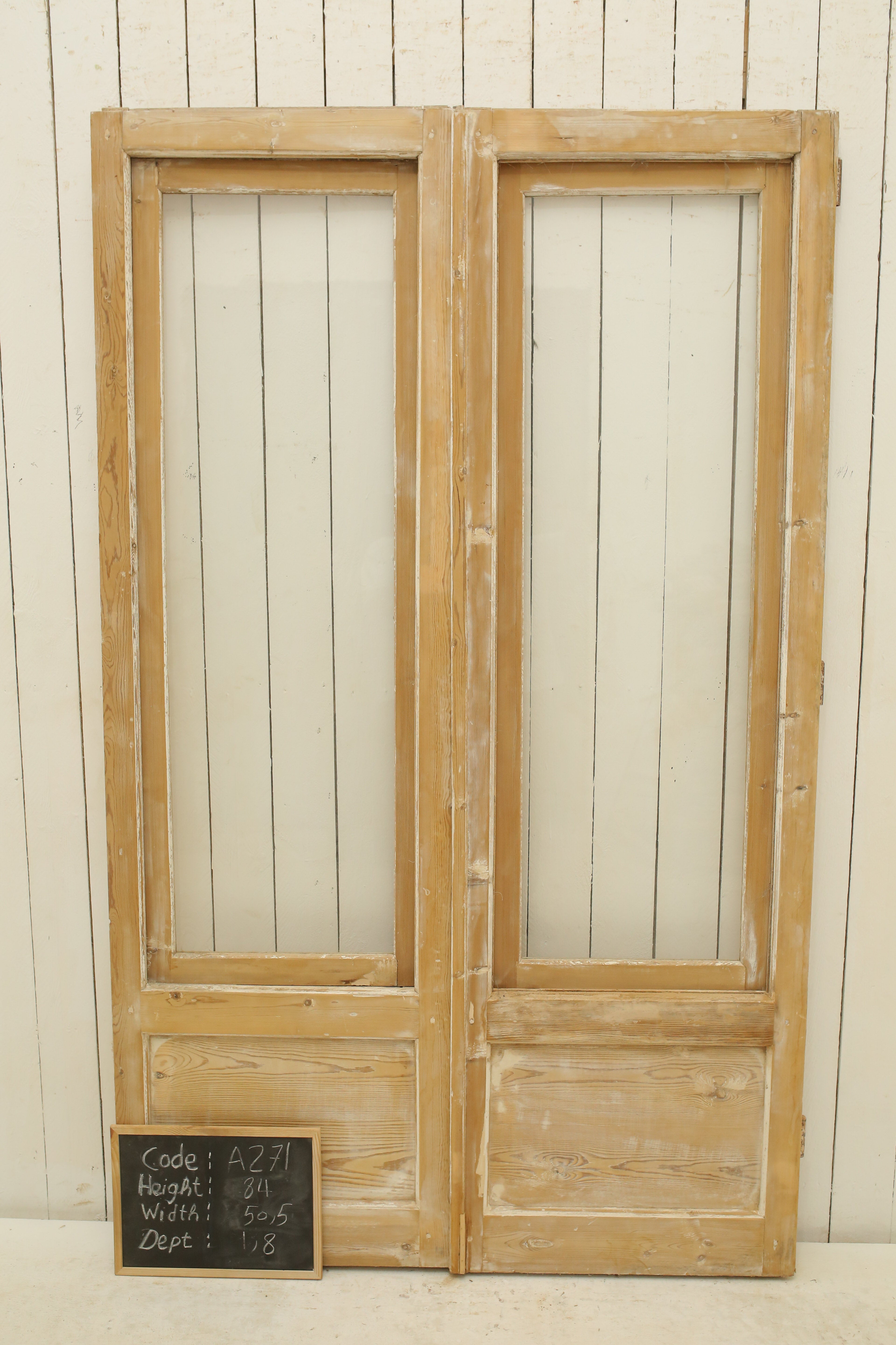 VINTAGE DBL FRENCH GLASS DOOR A271