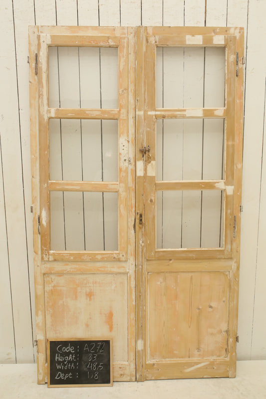 VINTAGE DBL FRENCH GLASS DOOR A272