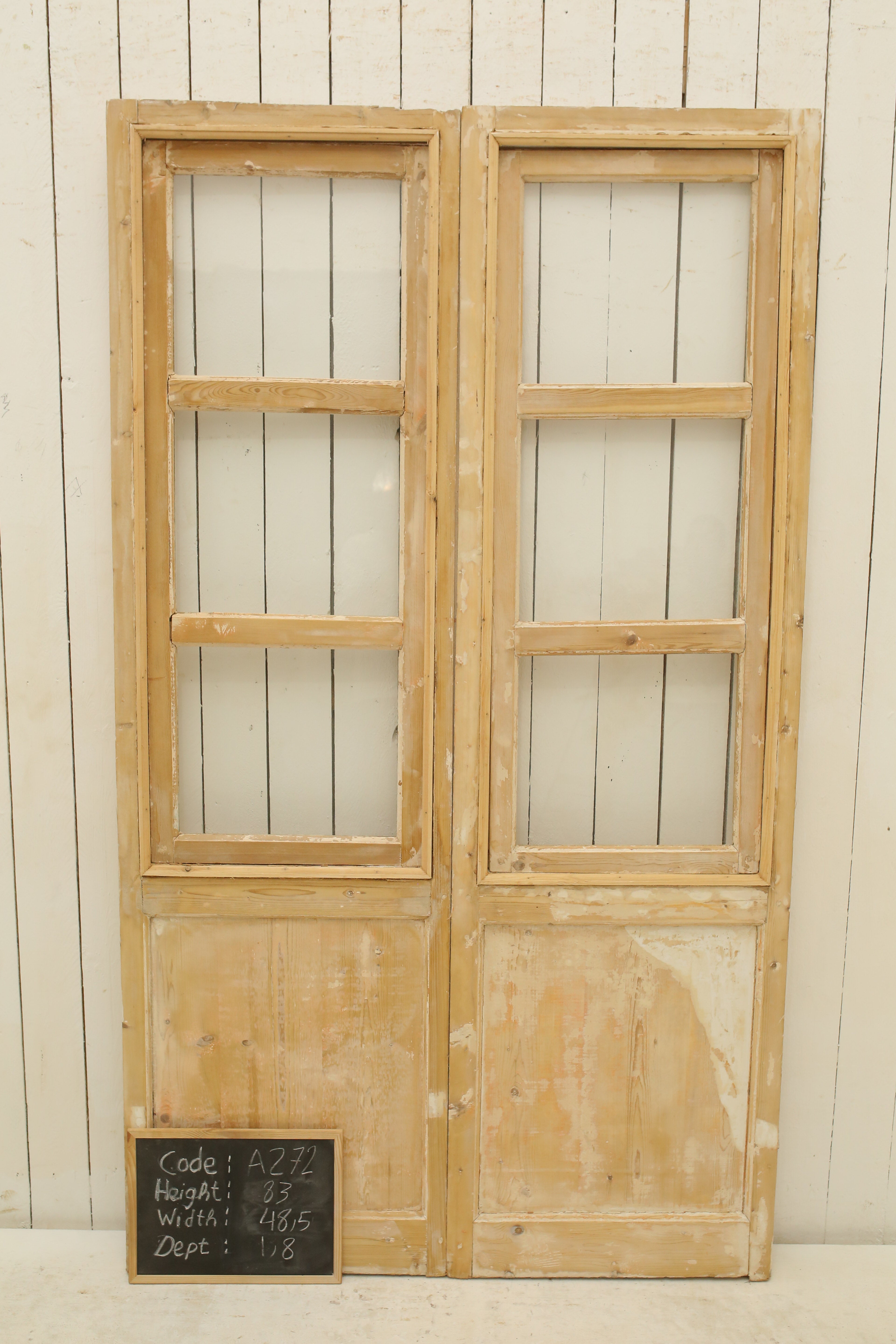 VINTAGE DBL FRENCH GLASS DOOR A272