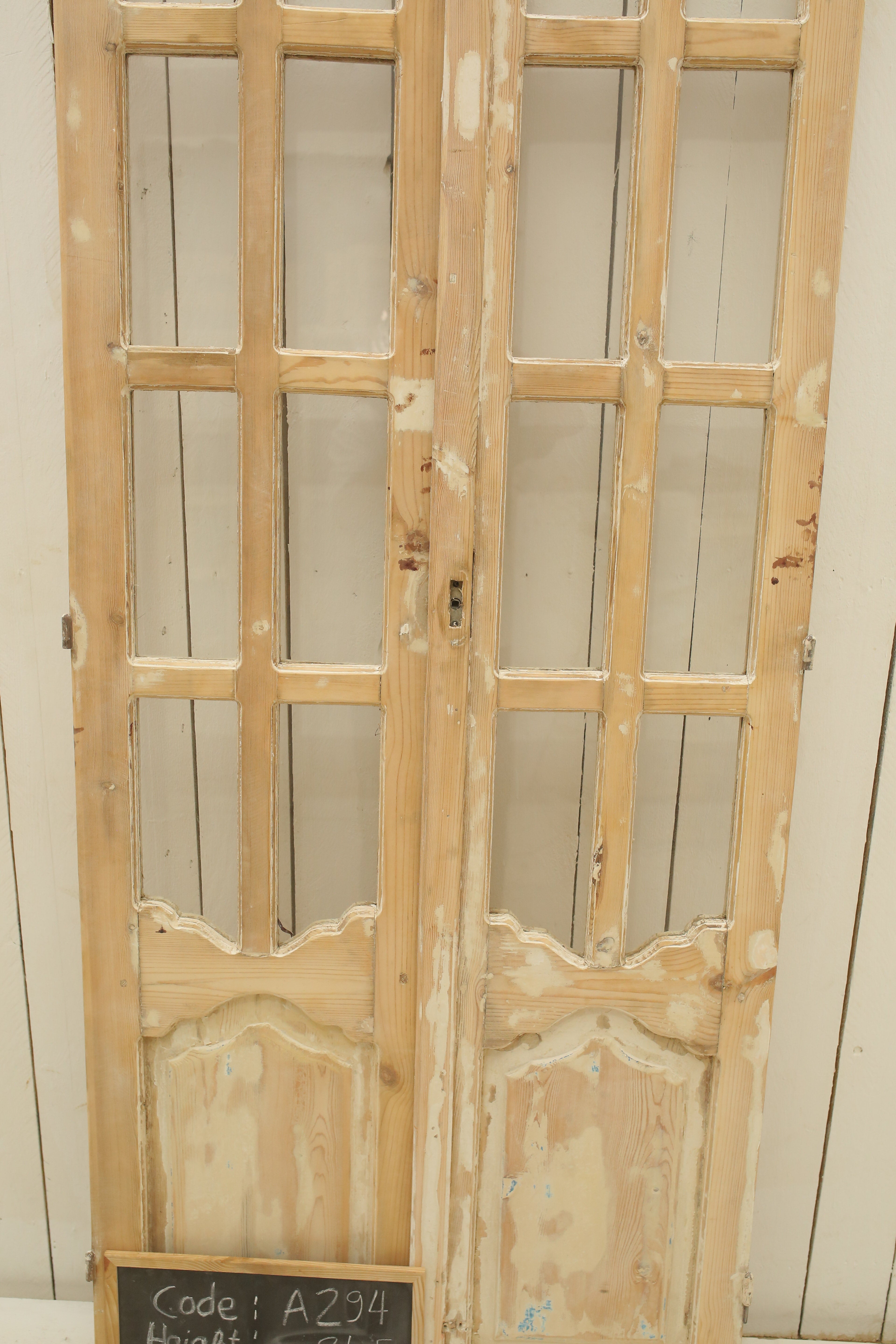 VINTAGE DBL FRENCH GLASS DOOR A294