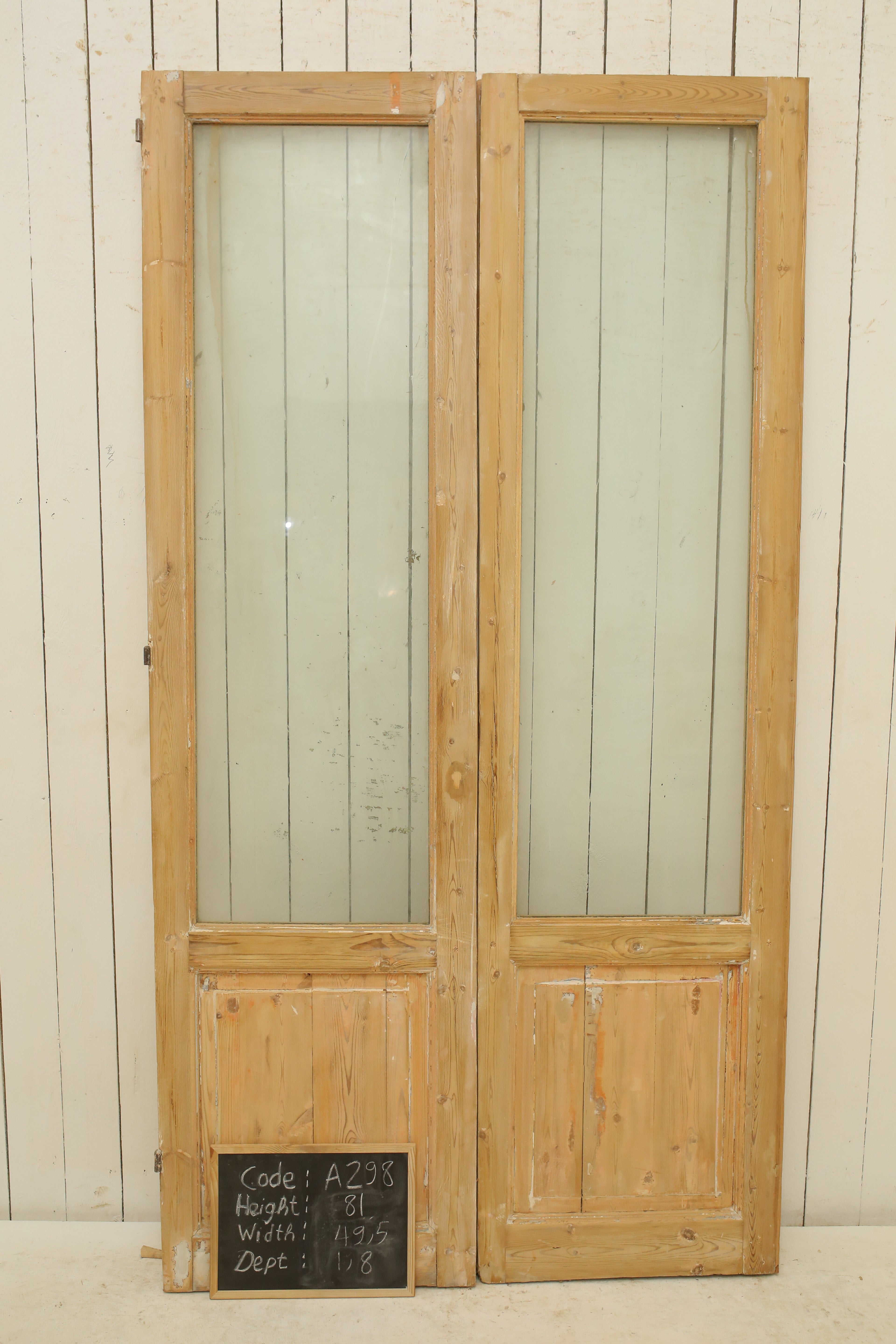 VINTAGE DBL FRENCH GLASS DOOR A298
