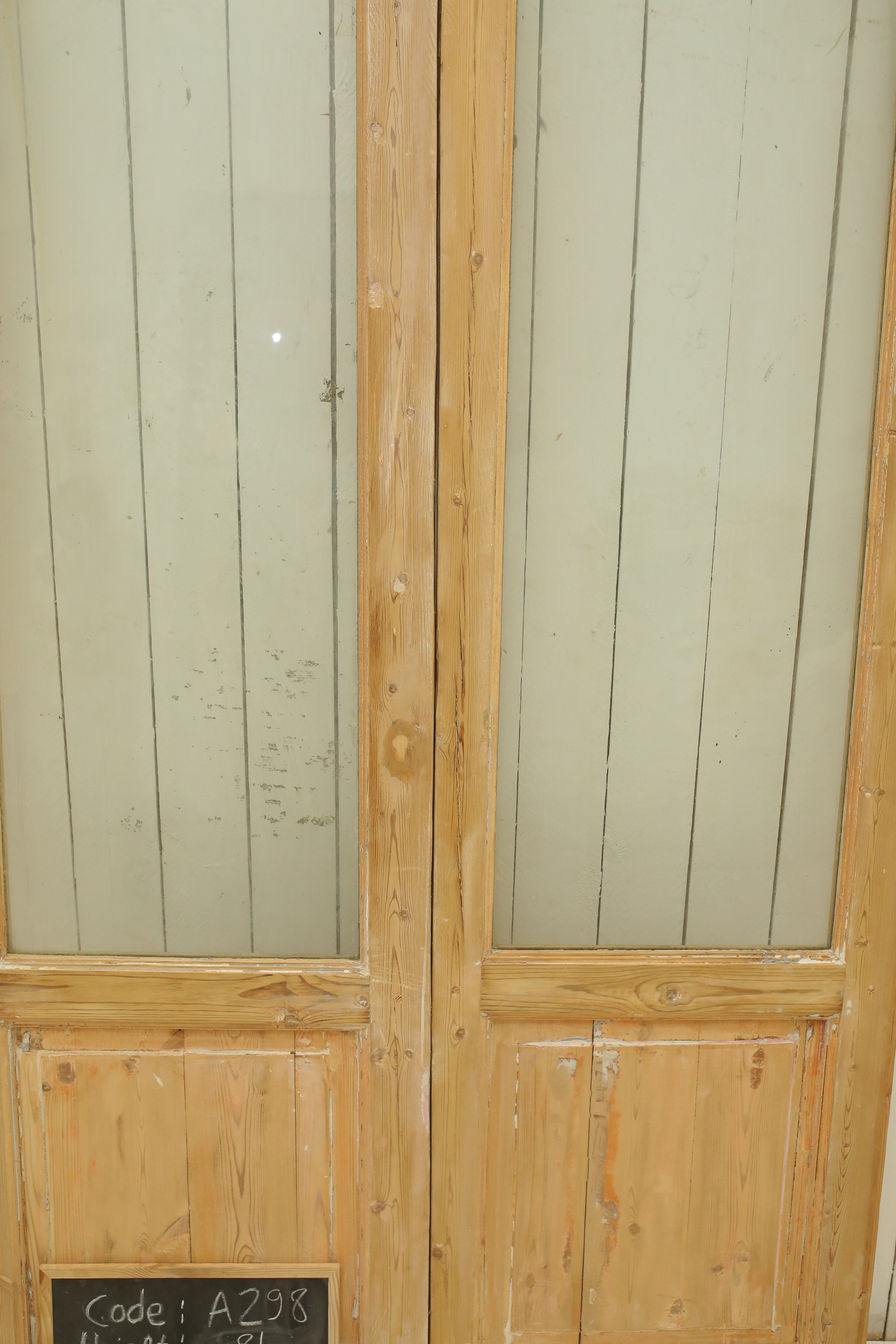 VINTAGE DBL FRENCH GLASS DOOR A298