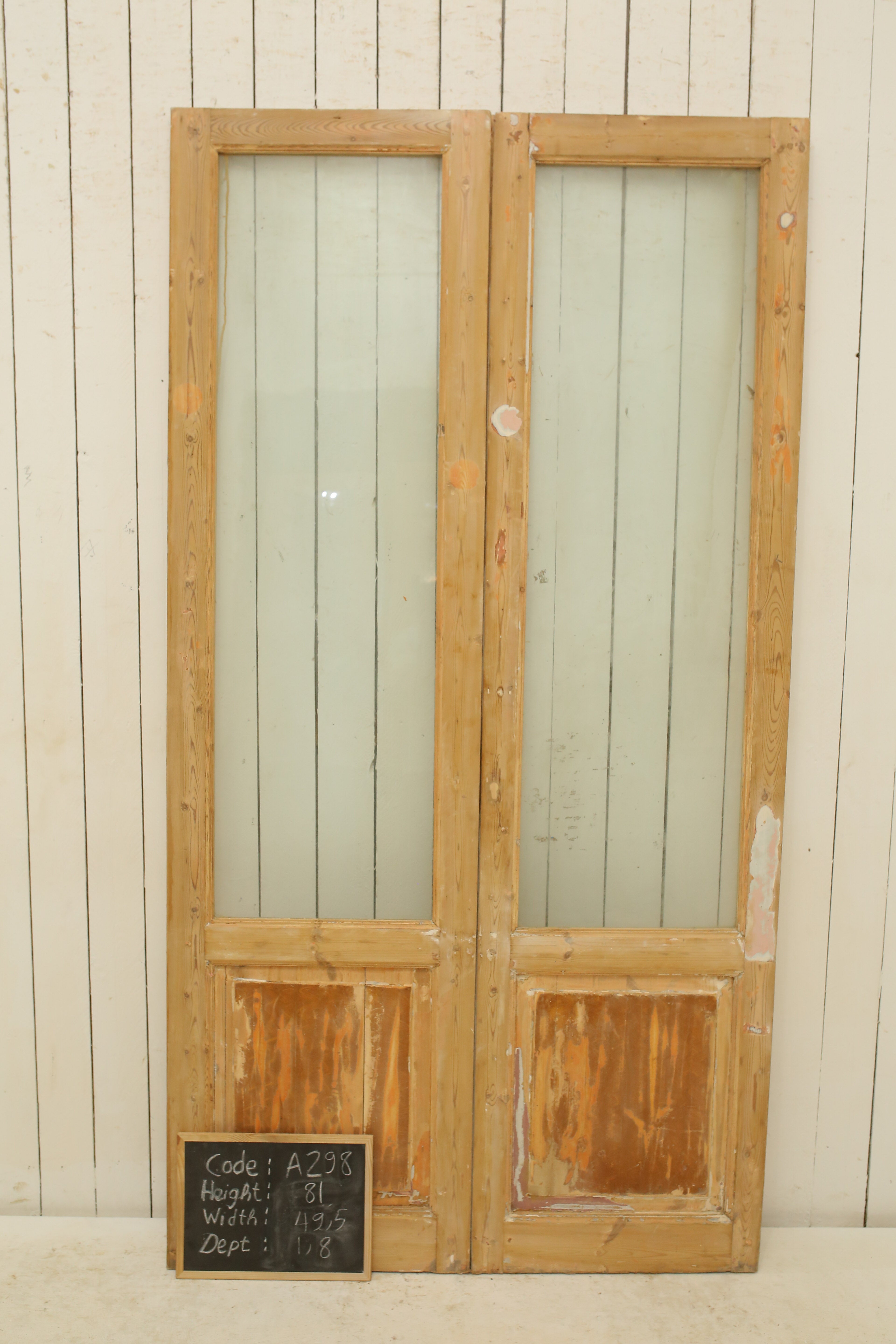 VINTAGE DBL FRENCH GLASS DOOR A298