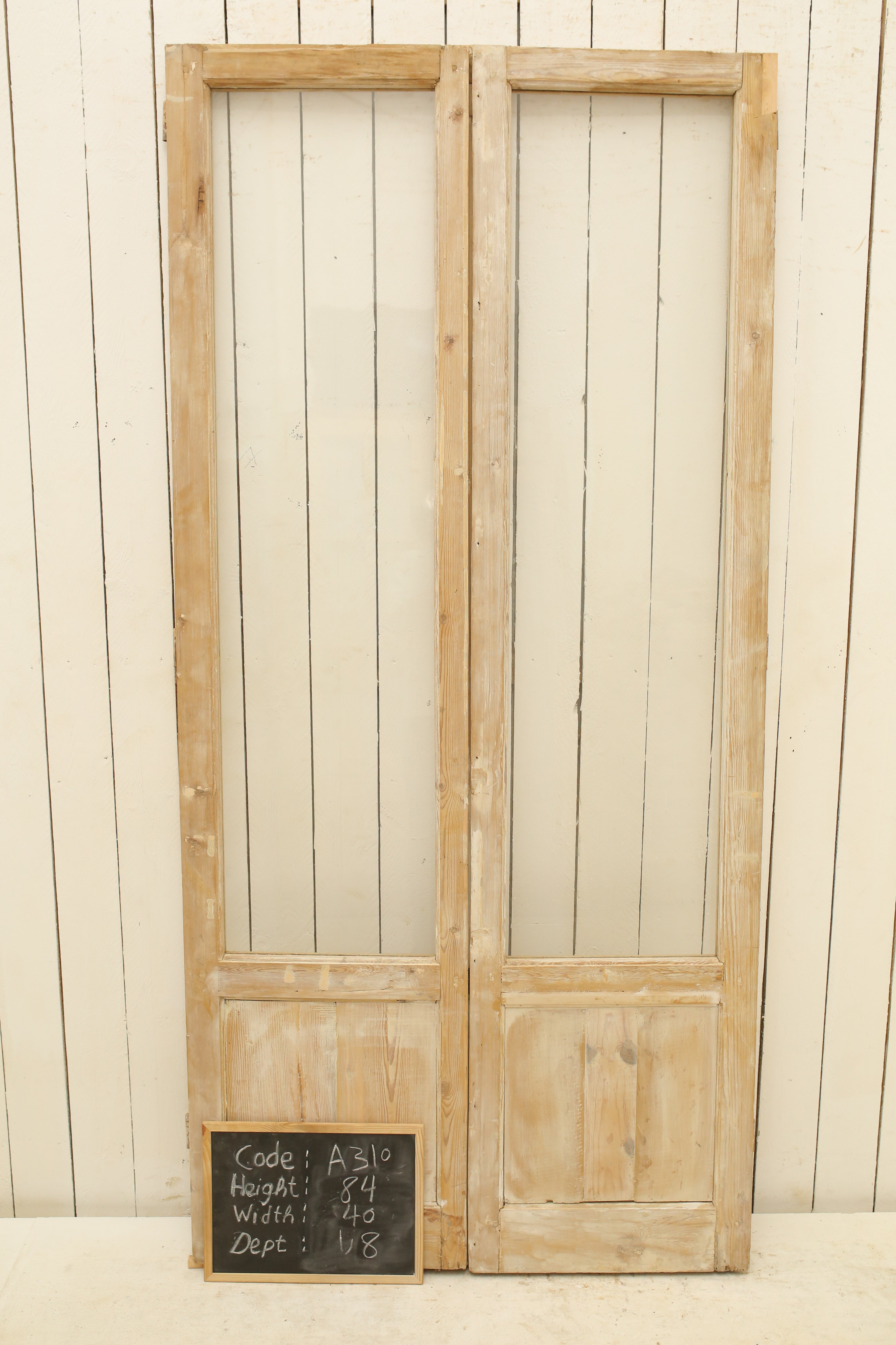 VINTAGE DBL FRENCH GLASS DOOR A310