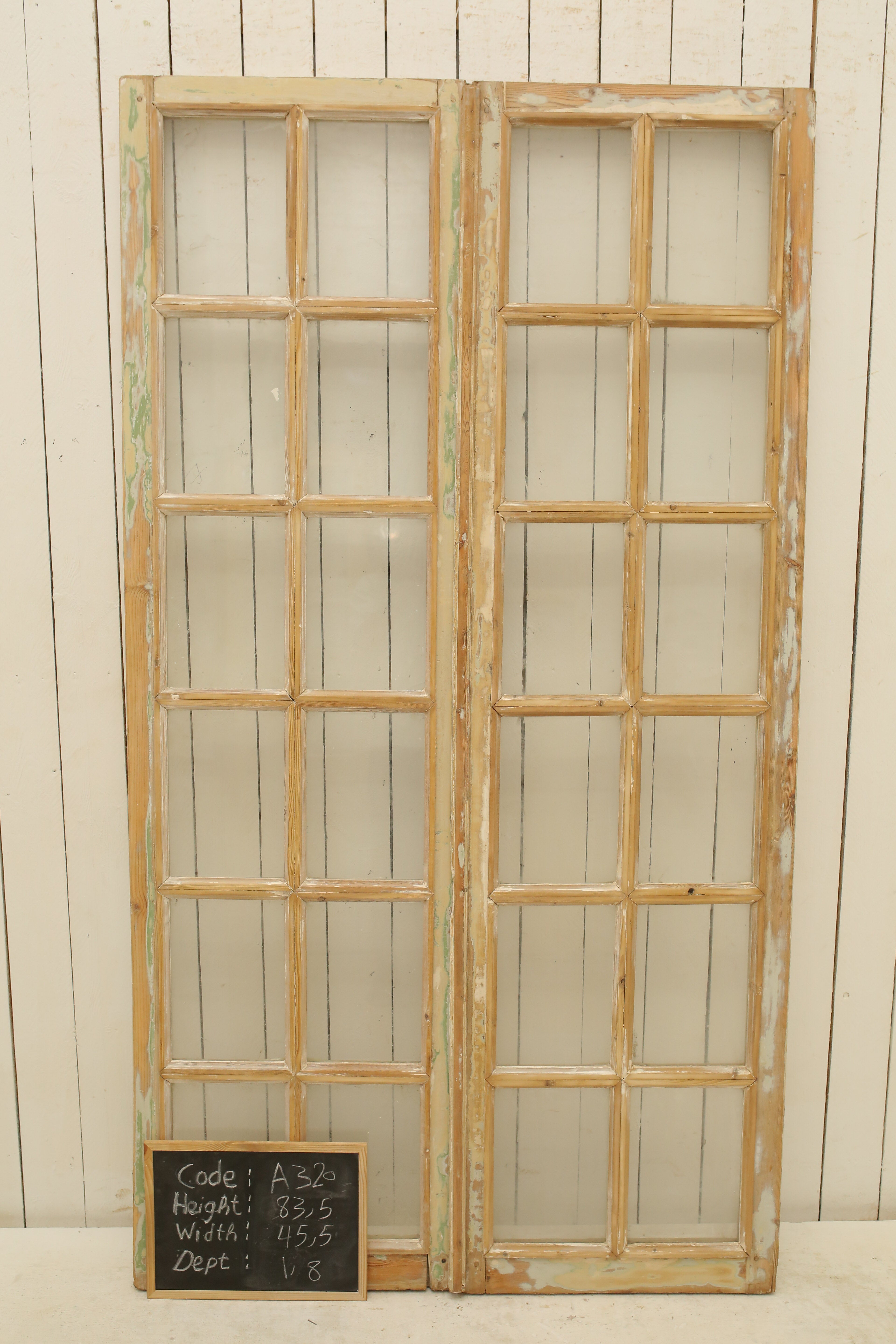 VINTAGE DBL FRENCH GLASS DOOR A320