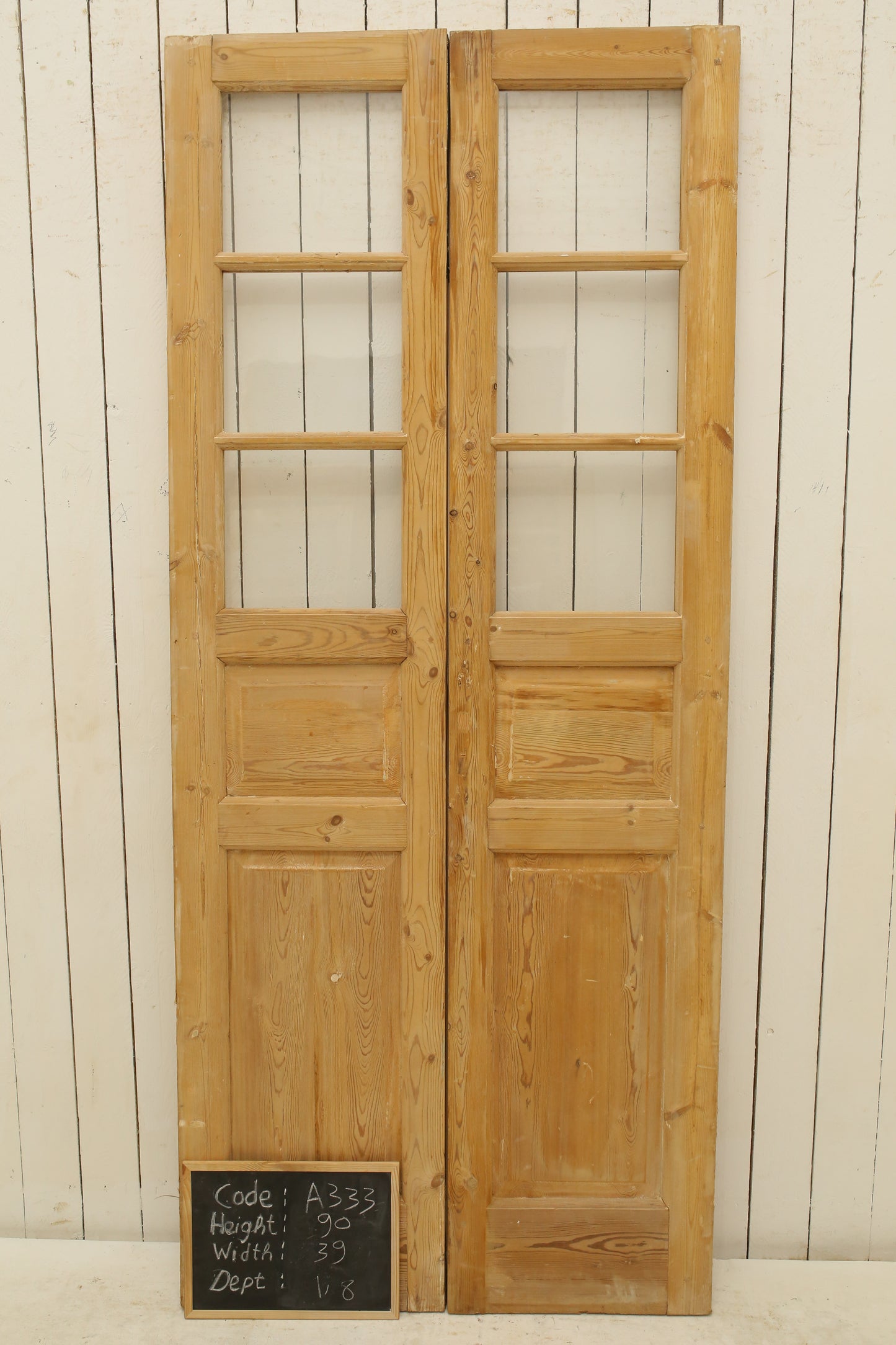VINTAGE DBL FRENCH GLASS DOOR A333