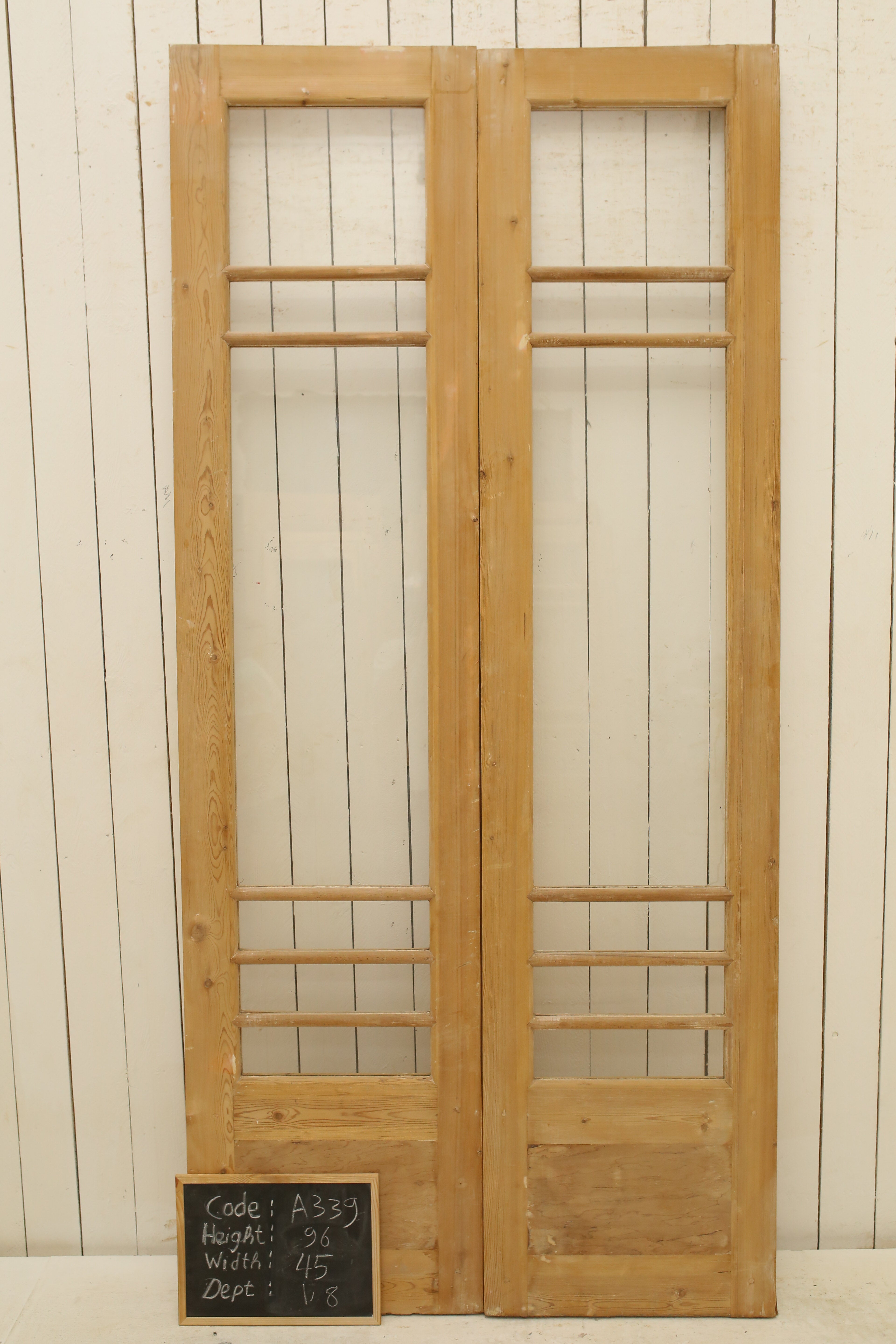 VINTAGE DBL FRENCH GLASS DOOR A339