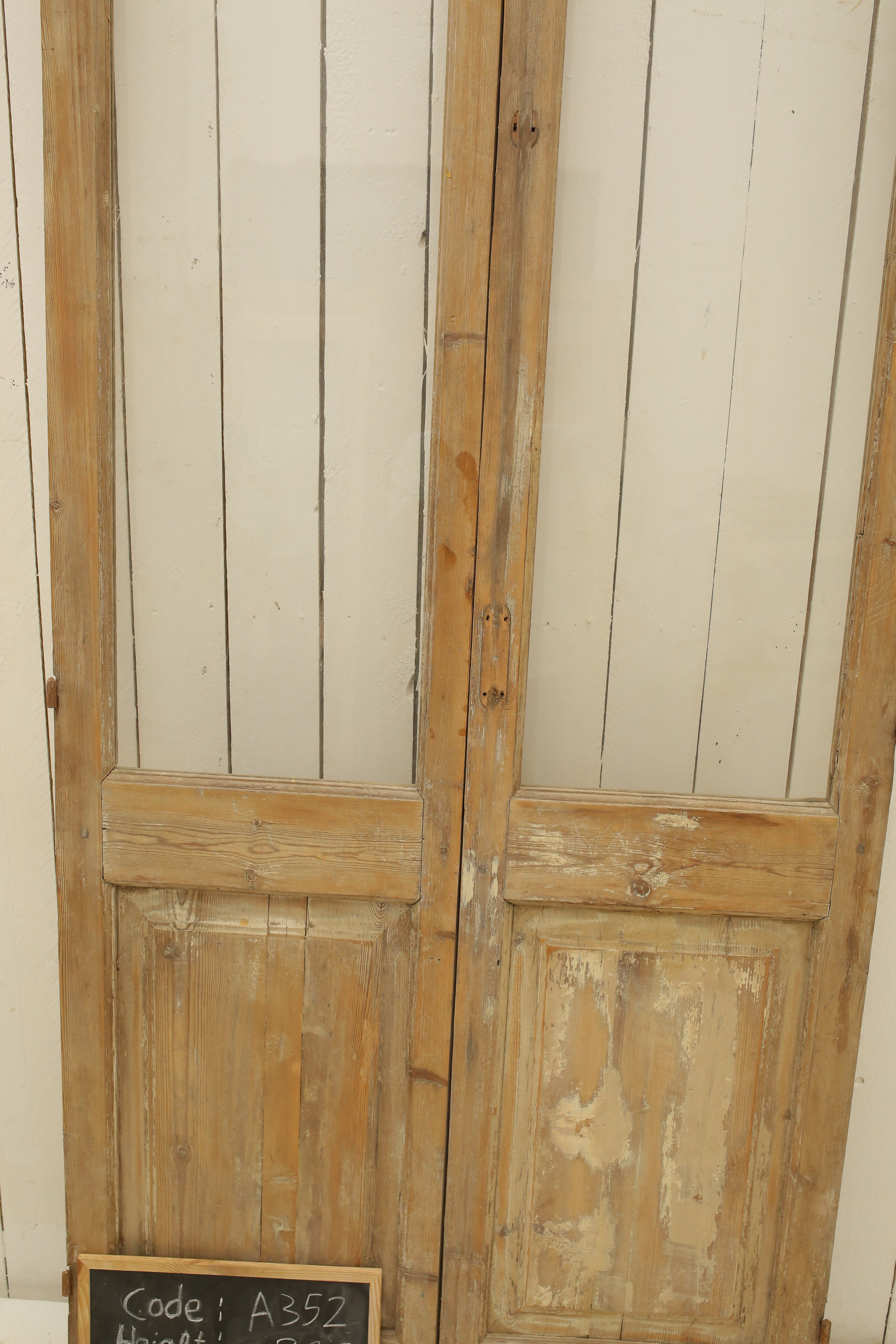 VINTAGE DBL FRENCH GLASS DOOR A352