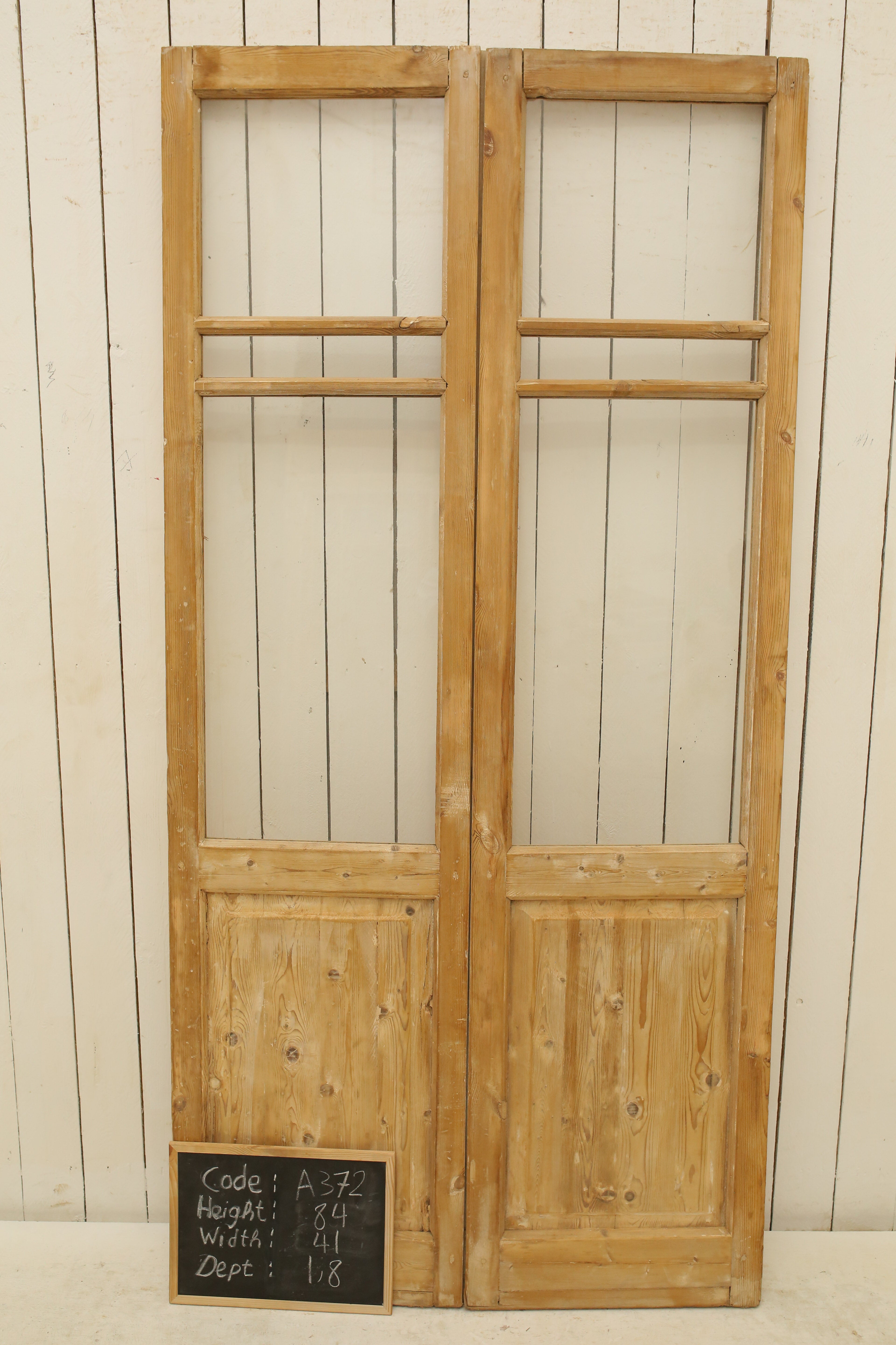 VINTAGE DBL FRENCH GLASS DOOR A372
