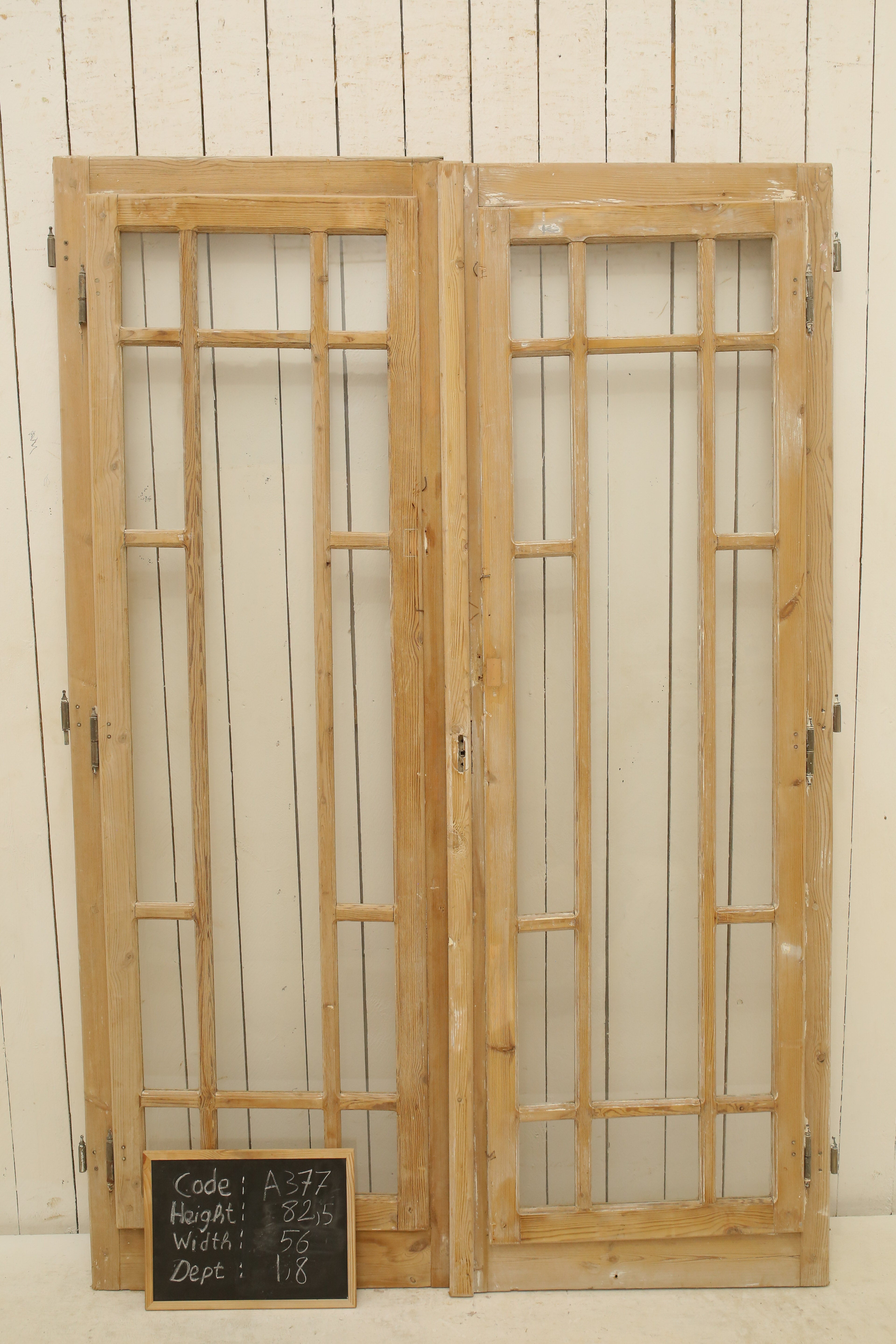 VINTAGE DBL FRENCH GLASS DOOR A377
