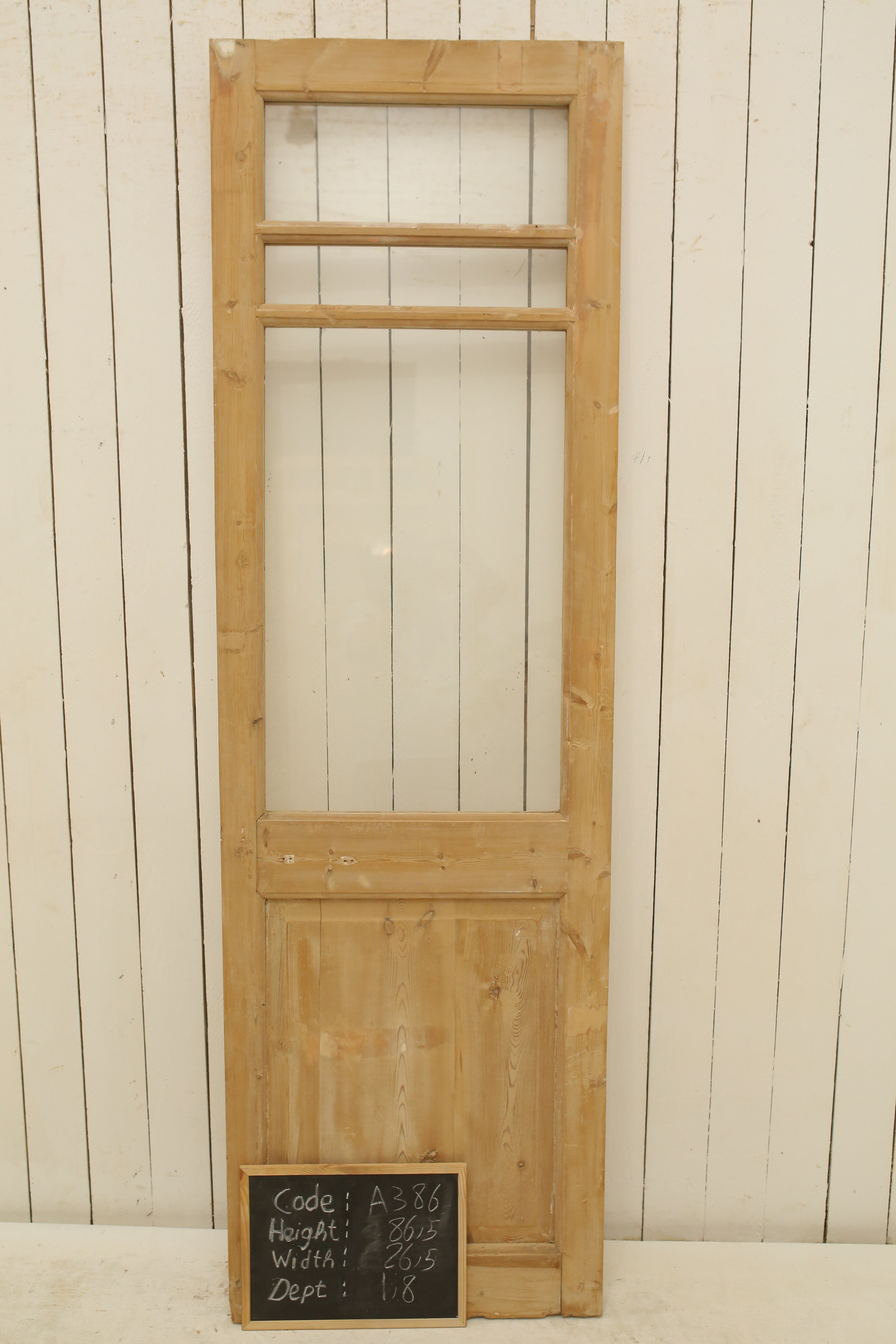 VINTAGE SINGLE GLASS DOOR A386