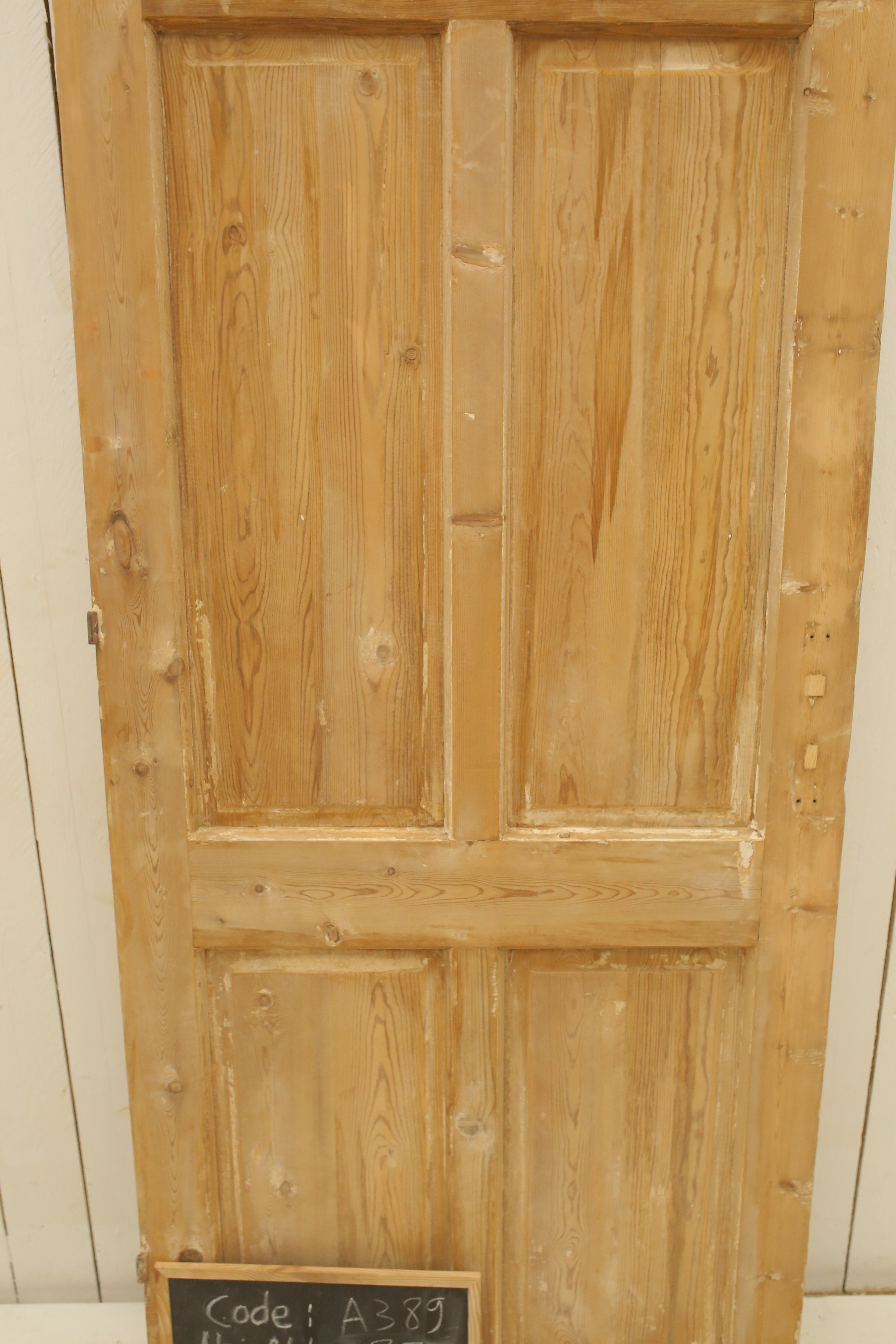 VINTAGE SINGLE GLASS DOOR A389